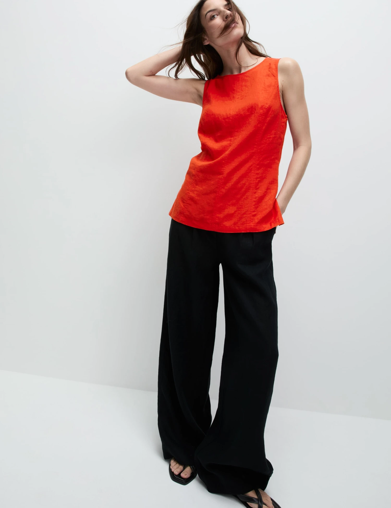 Linen Rich Longline Sleeveless Top 6 Linen Rich Longline Sleeveless Top - Image 4