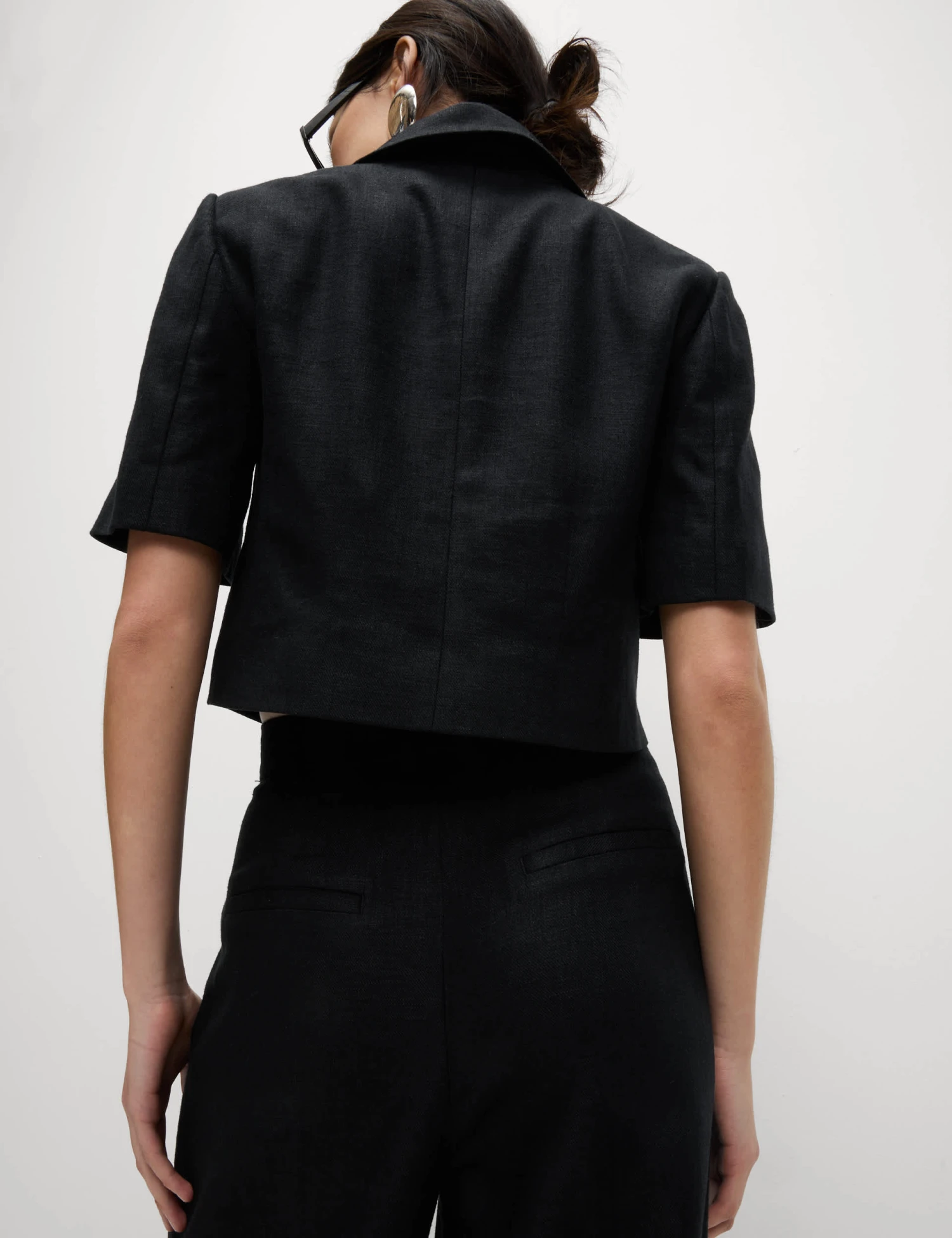 Linen Twill Rich Cropped Short Sleeve Jacket 7 Linen Twill Rich Cropped Short Sleeve Jacket - Image 5