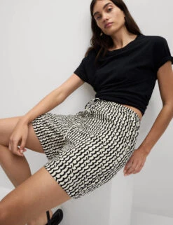 Printed Pure Twill High Waisted Shorts 24 Printed Pure Twill High Waisted Shorts -M&S Printed Pure Twill High Waisted Shorts 2