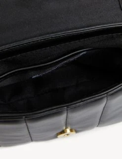 Quilted Mini Cross Body Bag -M&S SD 01 T01 1119Z Y0 X EC 2