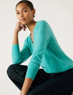 Pure Merino Wool V-Neck Jumper