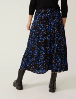 Printed Button Front Midaxi A-Line Skirt 10 Printed Button Front Midaxi A-Line Skirt -M&S SD 01 T42 2048 ZZ X EC 2