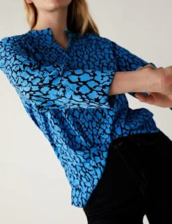 Printed V-Neck Oversized Popover Blouse -M&S SD 01 T43 5761 E4 X EC 3