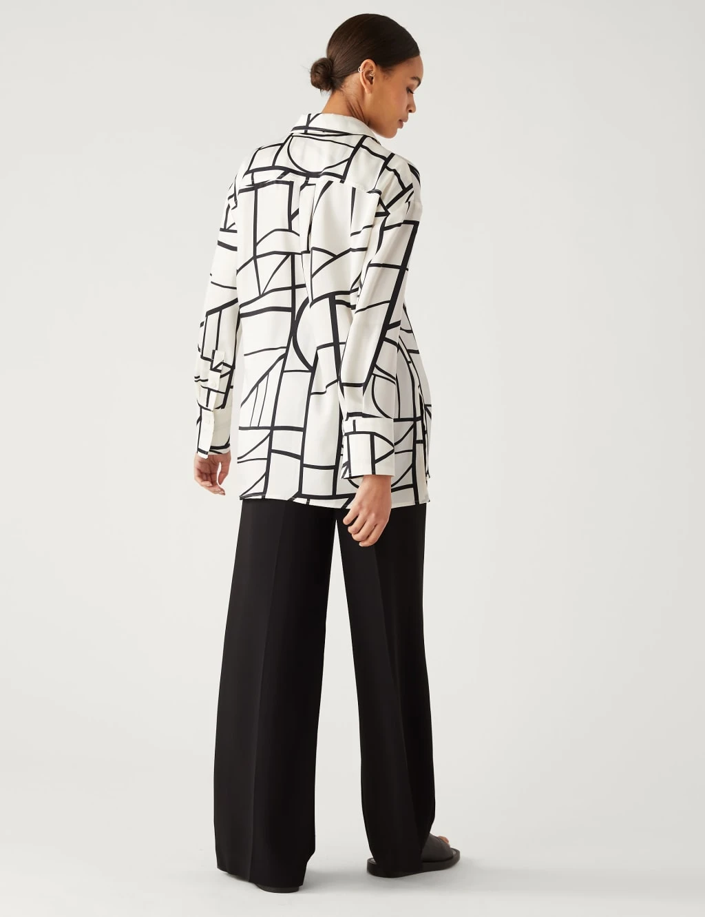 Geometric Collared Longline Shirt 7 Geometric Collared Longline Shirt - Image 5