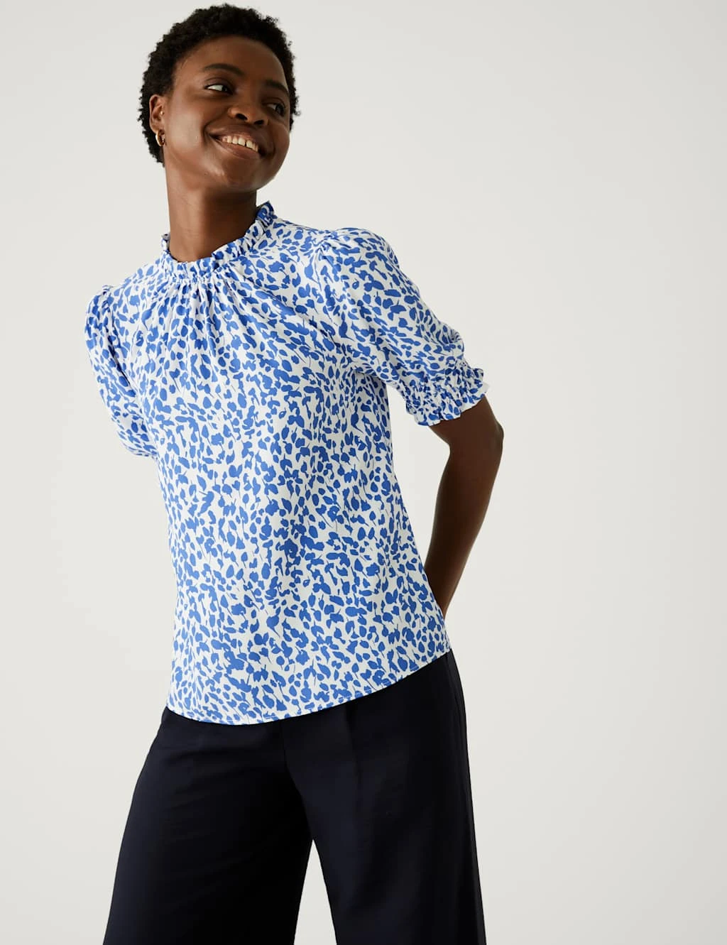 Printed Frill Neck Puff Sleeve Blouse 5 Printed Frill Neck Puff Sleeve Blouse - Image 3