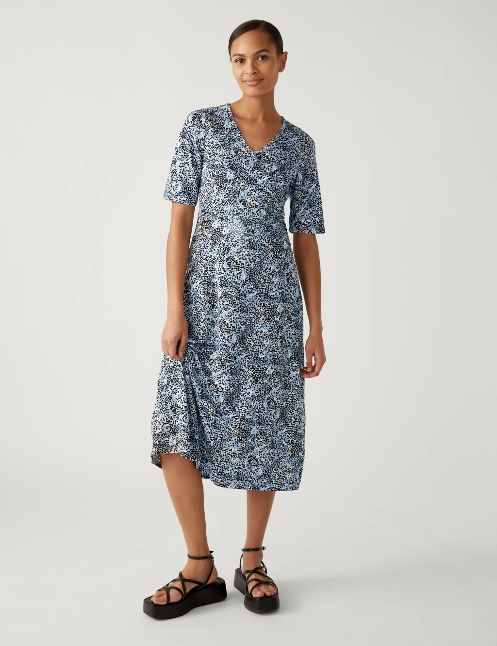 Jersey Printed V-Neck Midi Wrap Dress 3 Jersey Printed V-Neck Midi Wrap Dress