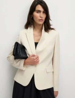 Slim Single Breasted Blazer