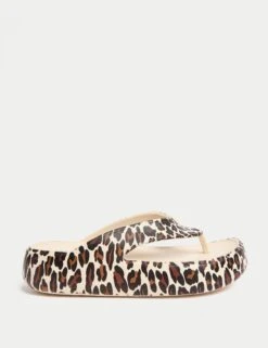 Slip On Flatform Sandals