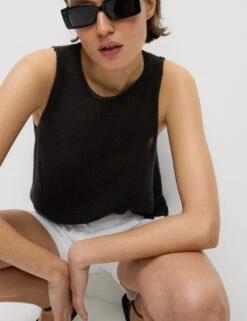 Textured Crew Neck Knitted Vest With Cotton