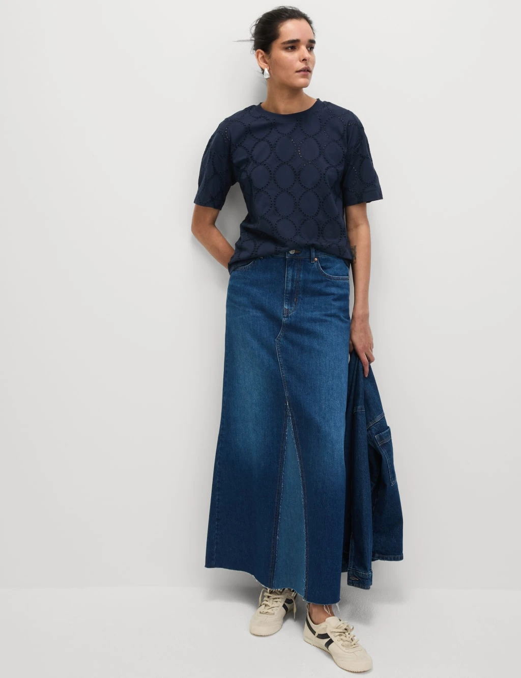 Cotton Rich Broderie T-Shirt 20 Cotton Rich Broderie T-Shirt - Image 18